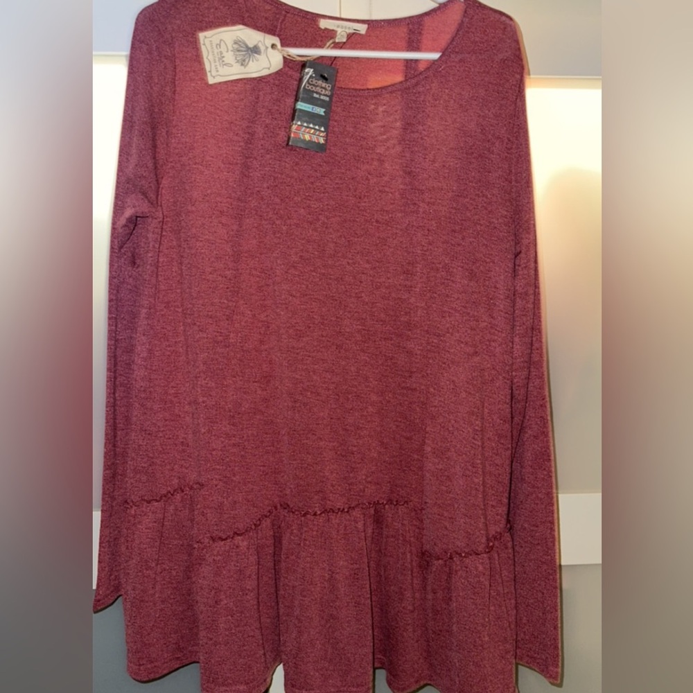 Easel Long Sleeve Top M